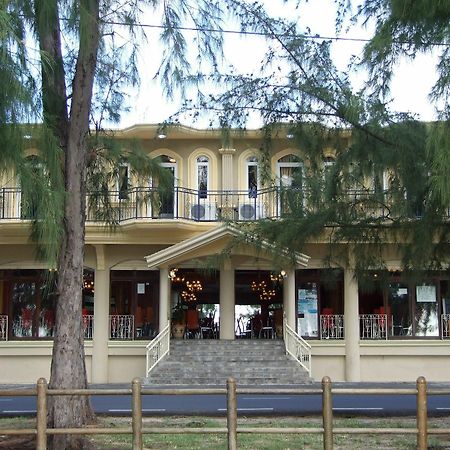 Flic-en-Flacq White Shell Lounge And Restaurant酒店 外观 照片